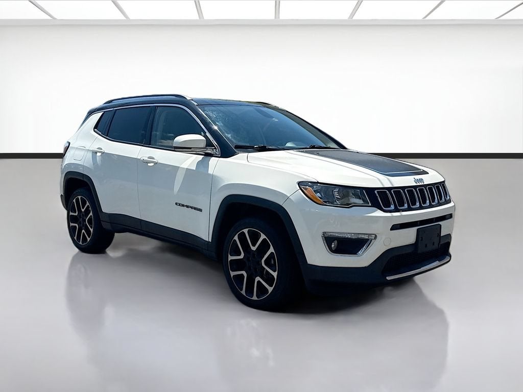 2019 Jeep Compass — interior view
