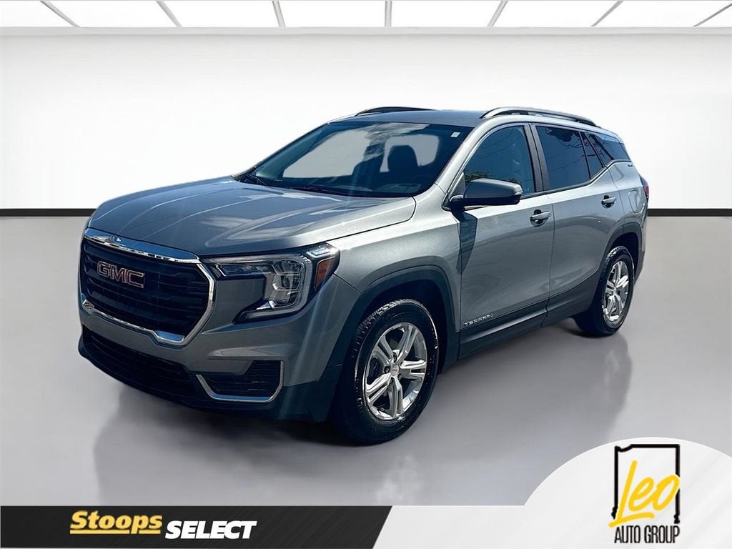 2024 GMC Terrain SLE in Sterling Metallic — front three-quarter view